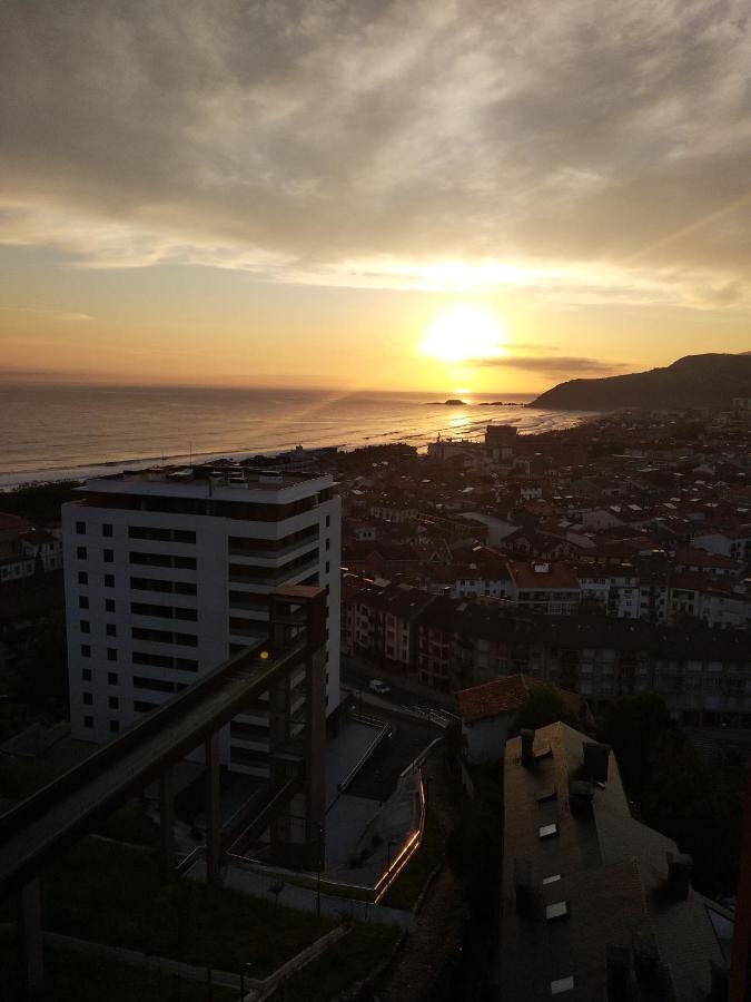 Oferta Especial Ultima Hora - Sarakatua15 - Vistas Espectaculares - Familias Y Parejas - 2 Dormitorios Independientes - Amplio Salon Cocina Comedor - Tarjeta Parking Ota Gratis - Estancia Minima 2 Noches - Zarautz Esterno foto